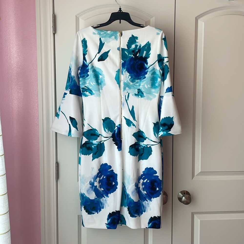 Calvin Klein Blue & White Floral Sheath Dress Size 8 - Picture 2 of 8